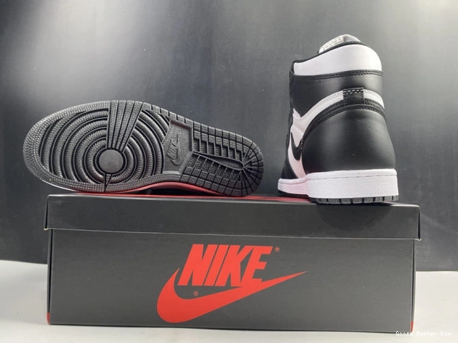 555088-010 Jordan Retro (2014) Air Black White 1 0715